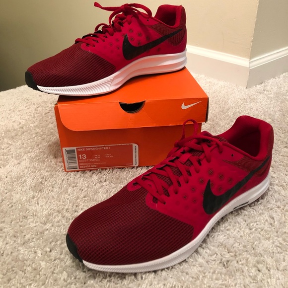downshifter 7 running shoes
